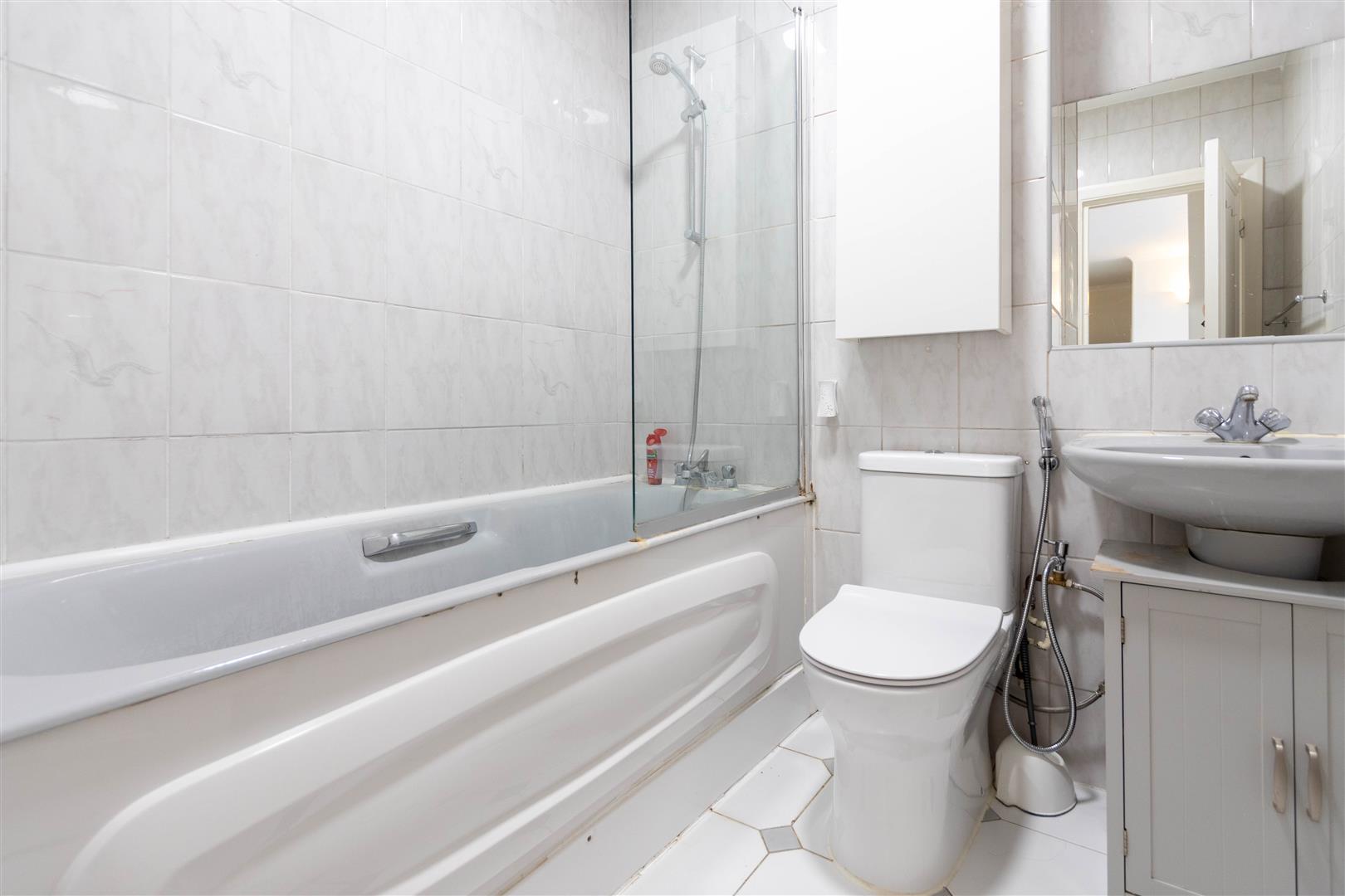 1 bed property in Lords View, St John's Wood